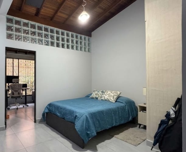 Apartamento de 3 alcobas en arriendo en Laureles, Medellín, 80 m² · foto 8 de 11