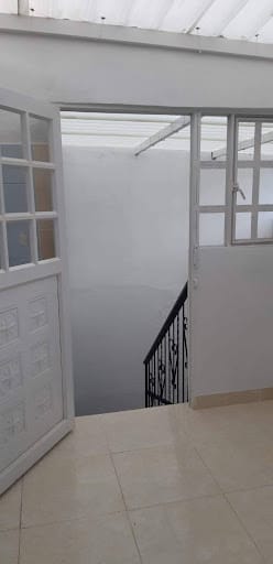 Casa de 8 alcobas en venta en Los Molinos, Bogotá, 227 m² · foto 9 de 11