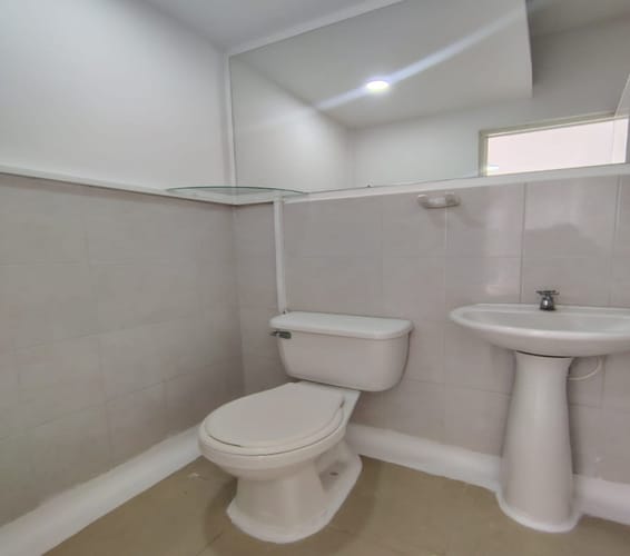 Oficina en arriendo en El Bosque, Floridablanca, 37 m² · foto 7 de 7