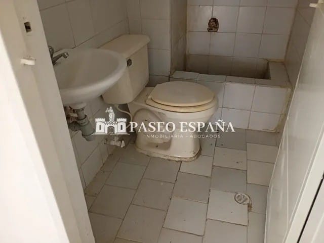 Local en arriendo en Giraluz, Girón, 17 m² · foto 2 de 5
