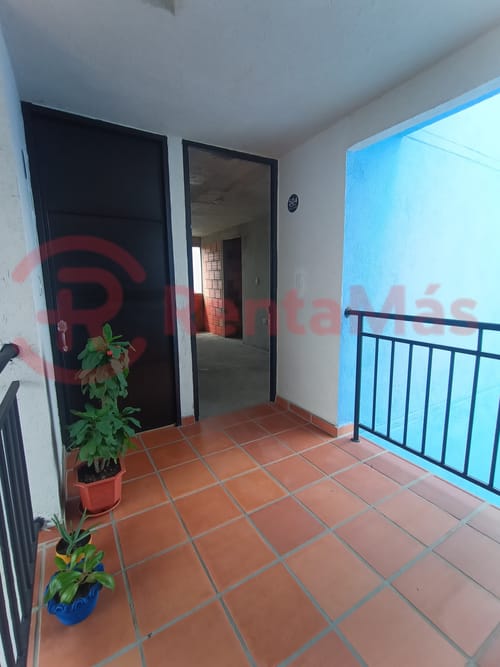 Apartamento de 3 alcobas en venta en Chaparral, Los Patios, 45 m² · foto 2 de 21