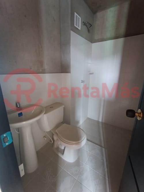 Apartamento de 3 alcobas en venta en Chaparral, Los Patios, 45 m² · foto 9 de 21