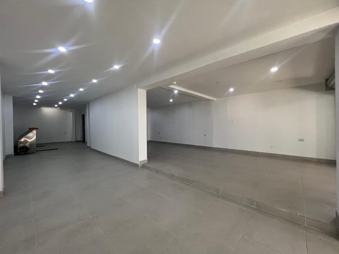 Local en arriendo en Ciudad Capri, Cali, 120 m² · foto 2 de 15
