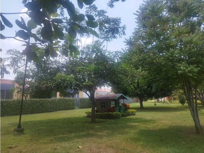 Casa de 4 alcobas en venta en Las Mercedes, Jamundí, 198 m² · foto 20 de 24