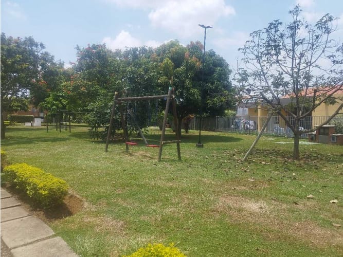 Casa de 4 alcobas en venta en Las Mercedes, Jamundí, 198 m² · foto 23 de 24