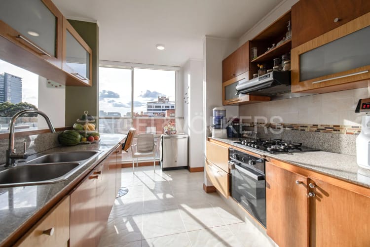 Apartamento de 3 alcobas en venta en San Patricio, Bogotá, 130 m² · foto 8 de 18