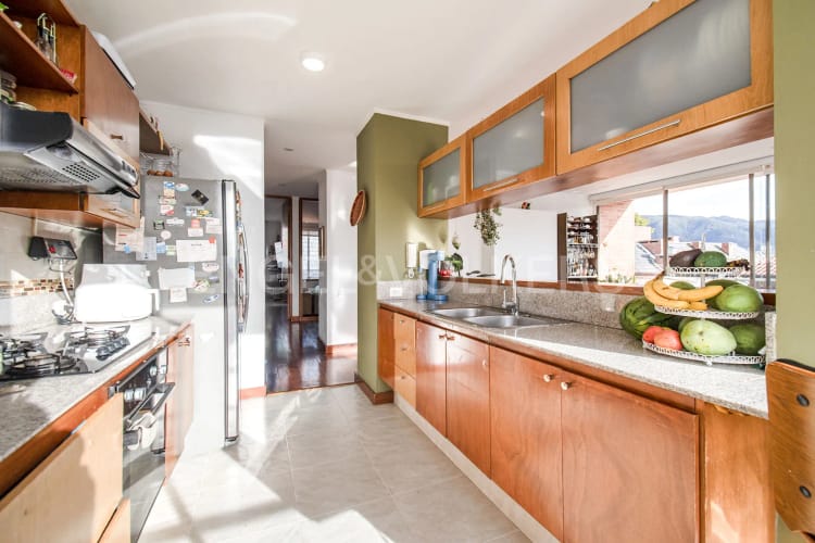 Apartamento de 3 alcobas en venta en San Patricio, Bogotá, 130 m² · foto 7 de 18