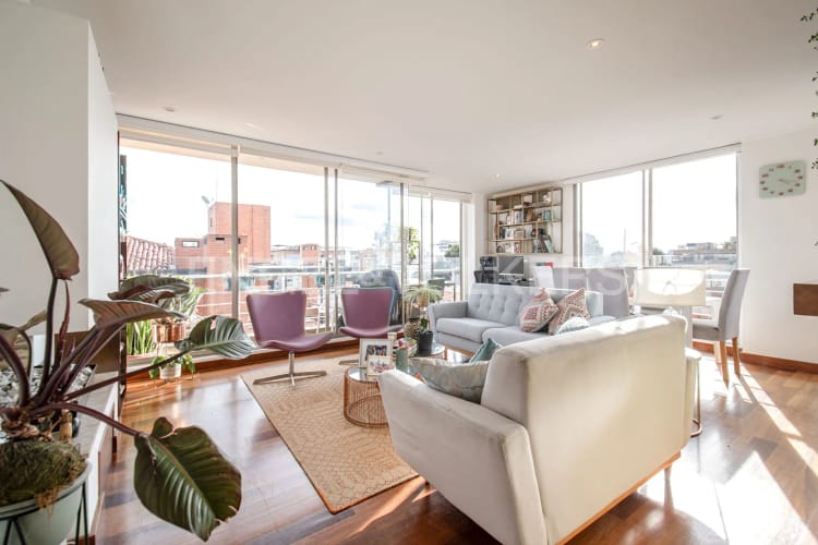 Apartamento de 3 alcobas en venta en San Patricio, Bogotá, 130 m² · foto 5 de 18