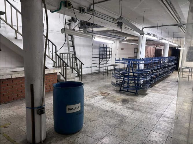 Bodega en arriendo en Atanasio Girardot, Cali, 340 m² · foto 10 de 23