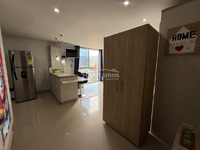 Apartaestudio en venta en La Frontera, Medellín, 31 m² · foto 6 de 13