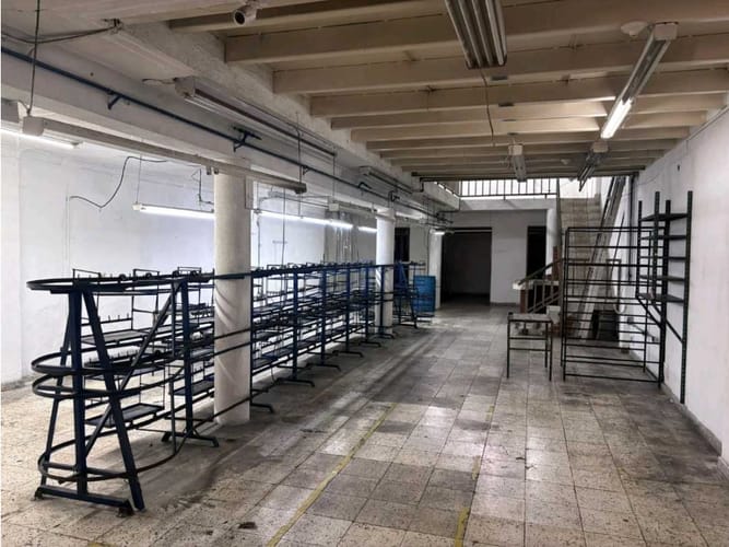 Bodega en arriendo en Atanasio Girardot, Cali, 340 m² · foto 15 de 23