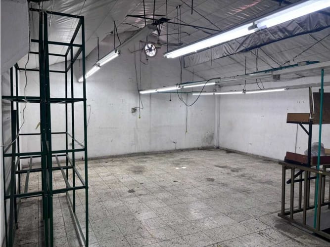 Bodega en arriendo en Atanasio Girardot, Cali, 340 m² · foto 18 de 23