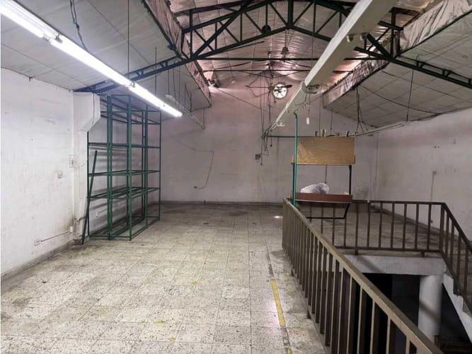 Bodega en arriendo en Atanasio Girardot, Cali, 340 m² · foto 21 de 23