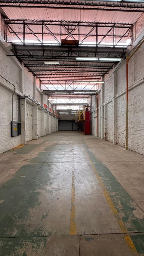 Bodega en arriendo en San Nicolas, Cali, 362 m² · foto 4 de 21