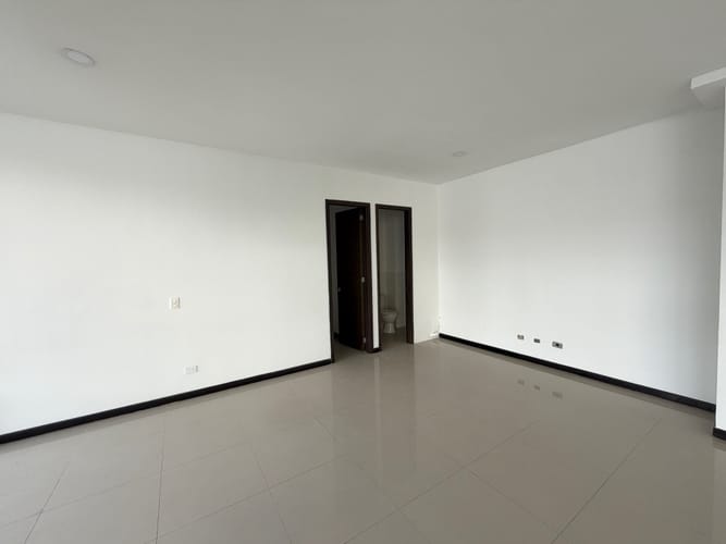 Local en arriendo en La Castellana, Armenia, 42 m² · foto 4 de 12