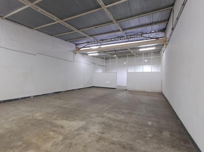 Bodega en arriendo en Ricaurte, Bucaramanga, 273 m² · foto 5 de 9