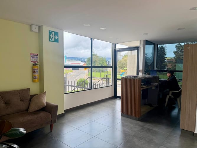 Apartamento de 2 alcobas en venta en Vda Canelon, Cajicá, 62 m² · foto 2 de 19