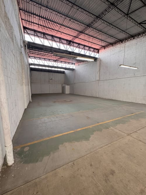 Bodega en arriendo en San Nicolas, Cali, 362 m² · foto 17 de 21