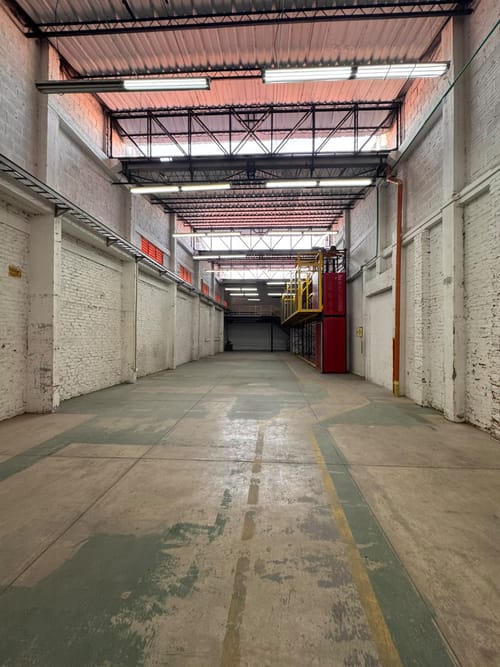 Bodega en arriendo en San Nicolas, Cali, 362 m² · foto 18 de 21