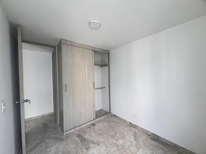 Apartamento de 2 alcobas en venta en Brisas De Los Alamos, Cali, 50 m² · foto 7 de 13