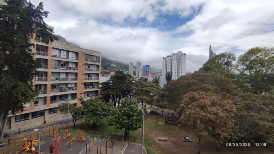 Casa de 4 alcobas en arriendo en Bosque Izquierdo, Bogotá, 157 m² · foto 2 de 24