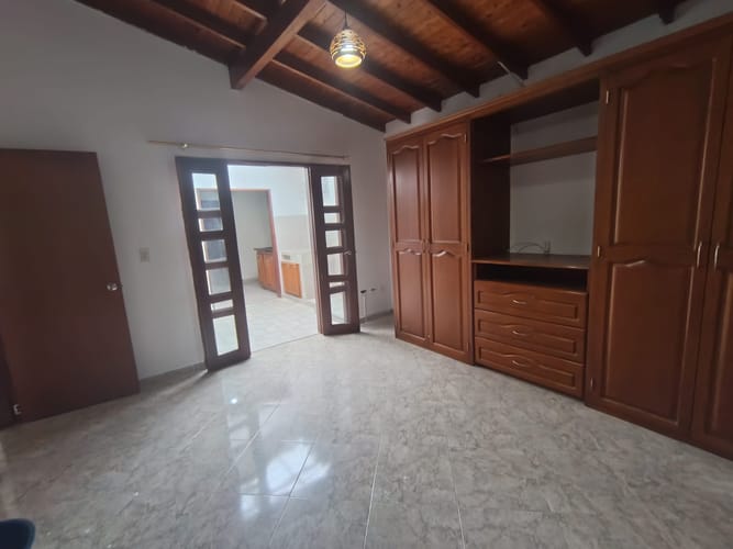 Apartamento de 3 alcobas en arriendo en Cristobal, Medellín, 140 m² · foto 9 de 20