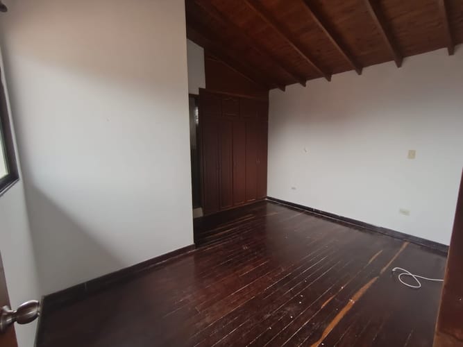 Apartamento de 3 alcobas en arriendo en Cristobal, Medellín, 140 m² · foto 16 de 20
