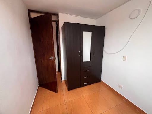 Apartamento de 3 alcobas en arriendo en Cabecera San Antonio De Prado, Medellín, 45 m² · foto 7 de 15