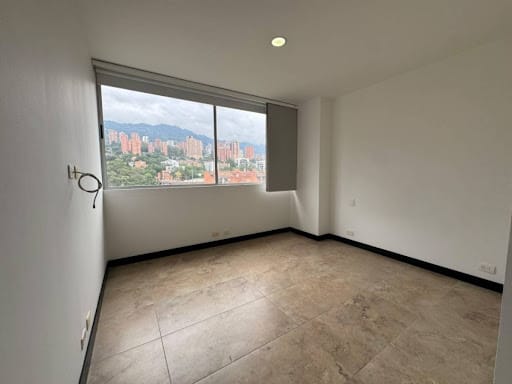 Apartamento de 3 alcobas en arriendo en Alejandria, Medellín, 258 m² · foto 14 de 24