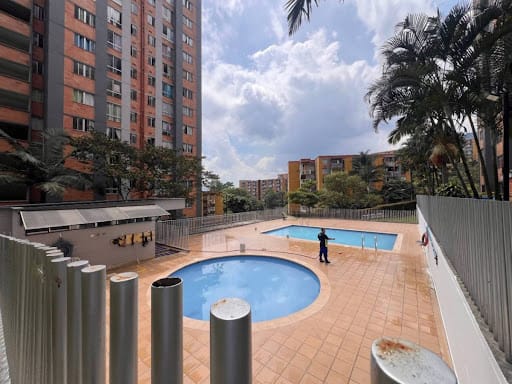 Apartamento de 3 alcobas en arriendo en Cabecera San Antonio De Prado, Medellín, 45 m² · foto 14 de 15