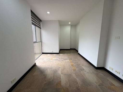 Apartamento de 3 alcobas en arriendo en Alejandria, Medellín, 258 m² · foto 17 de 24