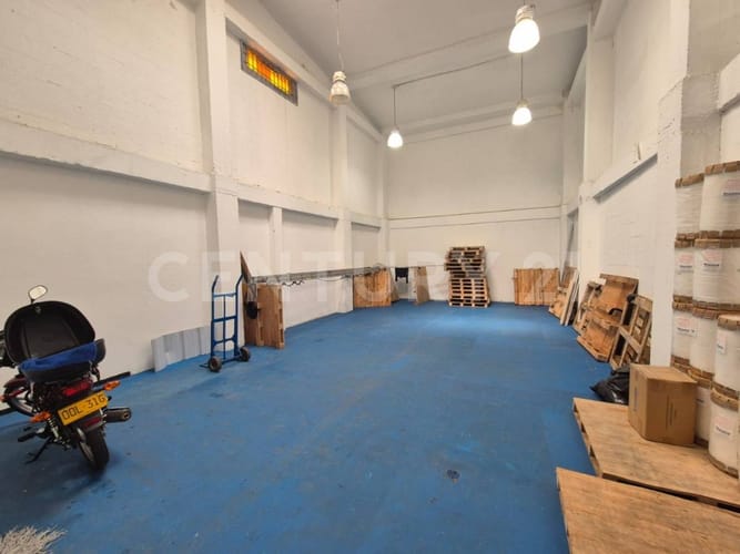 Bodega en venta en San Nicolas, Cali, 350 m² · foto 6 de 16
