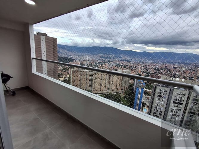 Apartamento de 3 alcobas en arriendo en Blanquizal, Medellín, 65 m² · foto 2 de 18