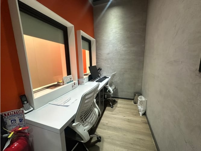 Local en venta en Milla De Oro, Medellín, 54 m² · foto 4 de 8