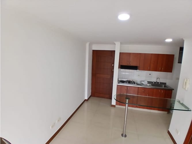 Apartaestudio en arriendo en San Joaquín, Medellín, 37 m² · foto 2 de 15