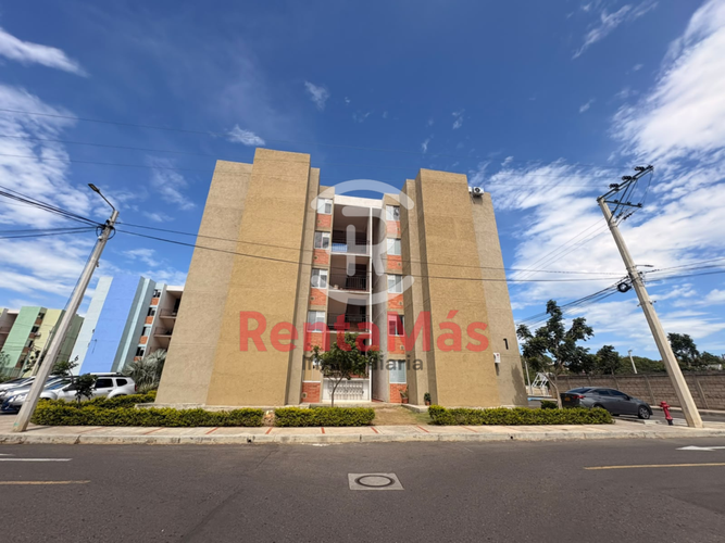 Apartamento de 3 alcobas en venta en Chaparral, Los Patios, 45 m² · foto 2 de 16