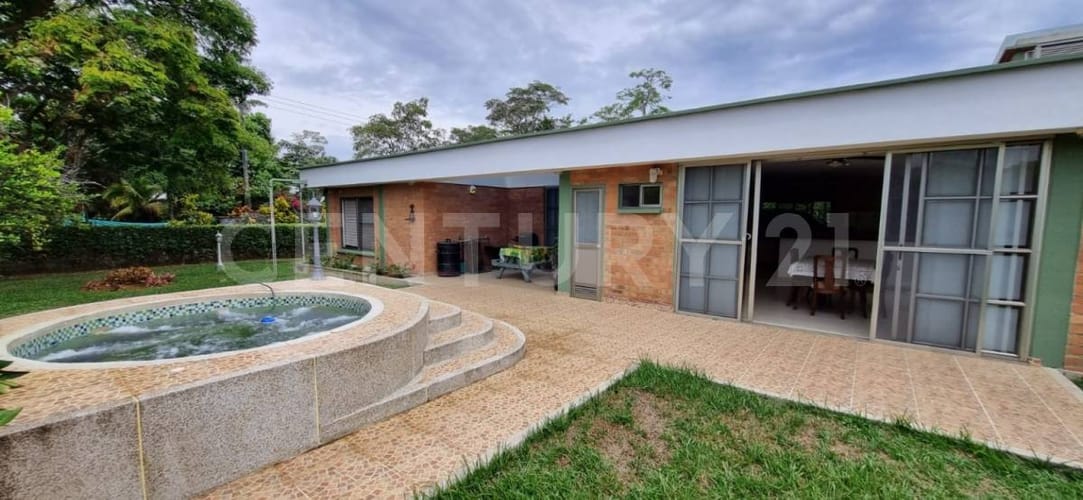 Casa de 4 alcobas en venta en Verde Horizonte, Jamundí, 450 m² · foto 2 de 18