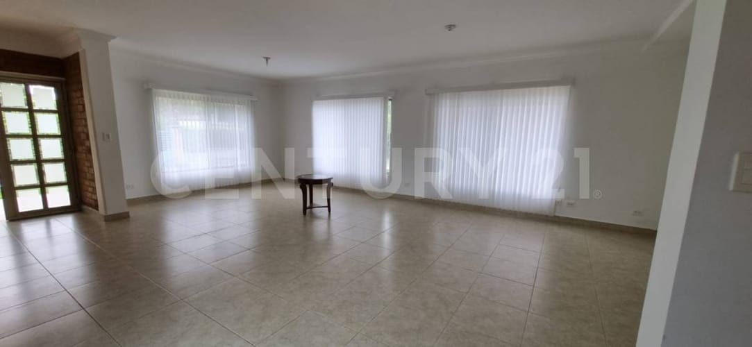 Casa de 4 alcobas en venta en Verde Horizonte, Jamundí, 450 m² · foto 8 de 18