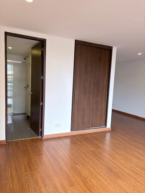 Apartaestudio en venta en Chapinero, Bogotá, 46 m² · foto 4 de 13
