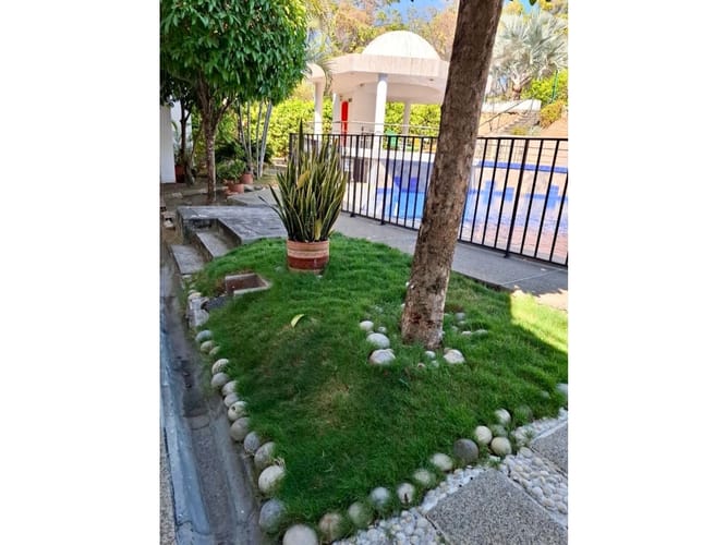 Casa de 4 alcobas en venta en Co. El Refugio, Girardot, 97 m² · foto 3 de 13