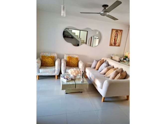 Casa de 4 alcobas en venta en Co. El Refugio, Girardot, 97 m² · foto 4 de 13