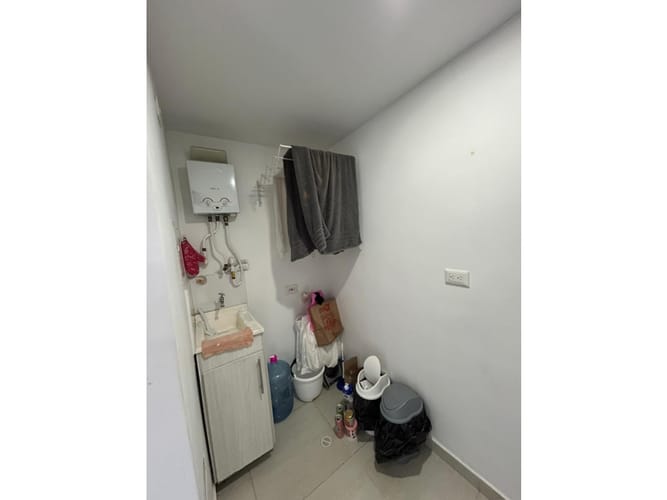 Apartamento de 2 alcobas en venta en Sector Fogata, Armenia, 58 m² · foto 13 de 17
