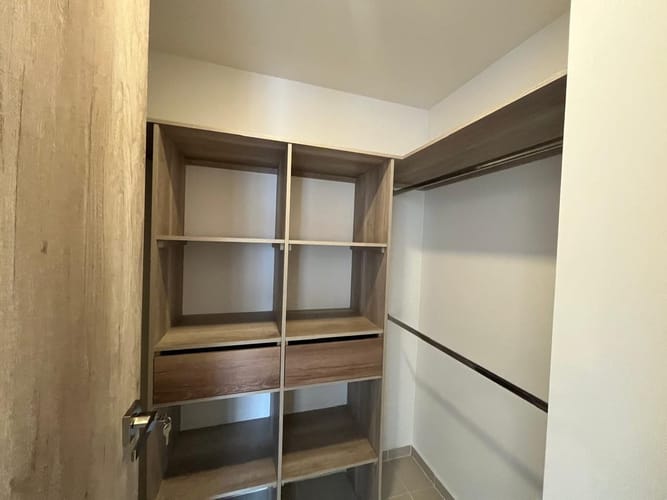 Apartamento de 2 alcobas en arriendo en El Poblado, Medellín, 82 m² · foto 8 de 13