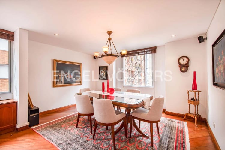 Apartamento de 3 alcobas en venta en Chico Norte, Bogotá, 250 m² · foto 4 de 21