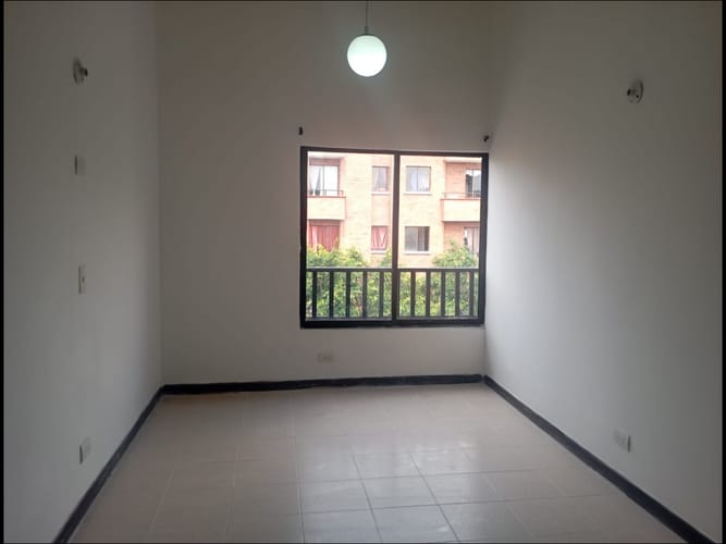 Apartamento de 3 alcobas en arriendo en La Independencia, Itagüí, 60 m² · foto 2 de 24