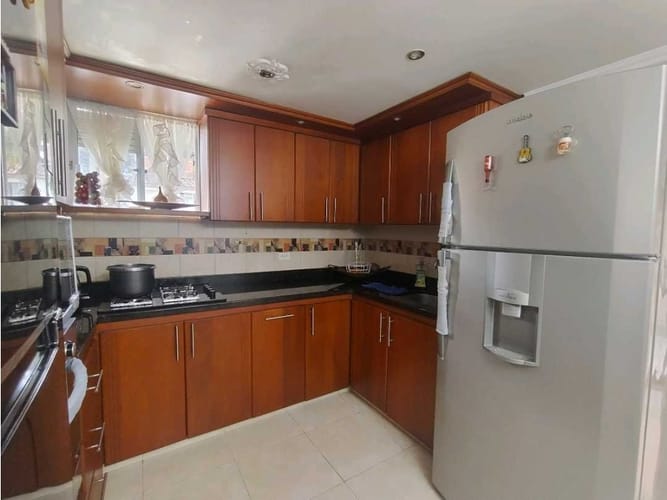 Casa de 3 alcobas en venta en Calasanz, Medellín, 88 m² · foto 8 de 23