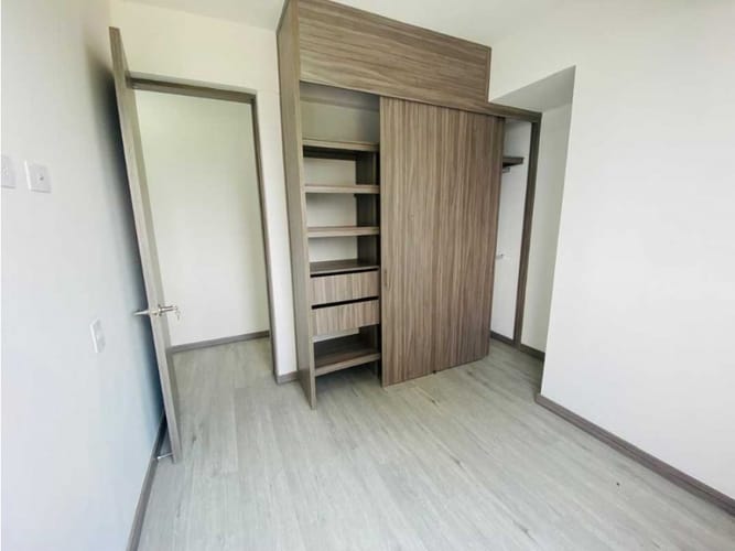 Apartamento de 3 alcobas en venta en Las Palmas, Medellín, 76 m² · foto 10 de 22