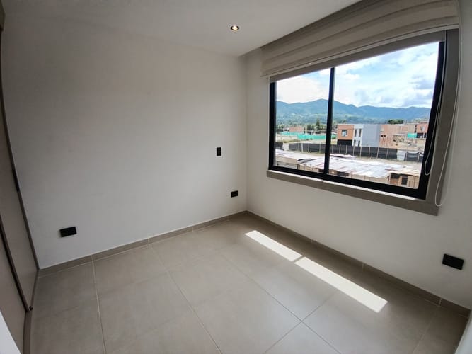 Apartamento de 3 alcobas en arriendo en La Ceja, 77 m² · foto 5 de 13