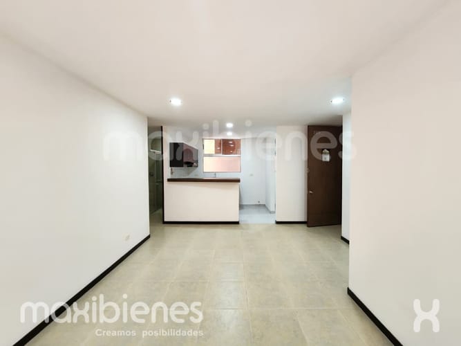 Apartamento de 2 alcobas en arriendo en Castropol, Medellín, 110 m² · foto 4 de 9