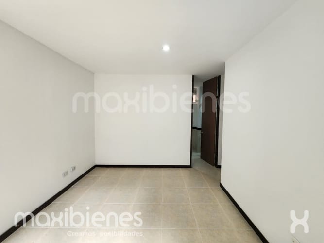 Apartamento de 2 alcobas en arriendo en Castropol, Medellín, 110 m² · foto 6 de 9